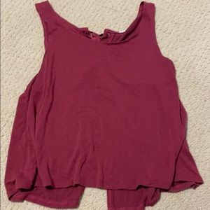 maroon tank